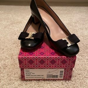 Tory Burch Gemini Link Bow 45mm Pump - size 8.5